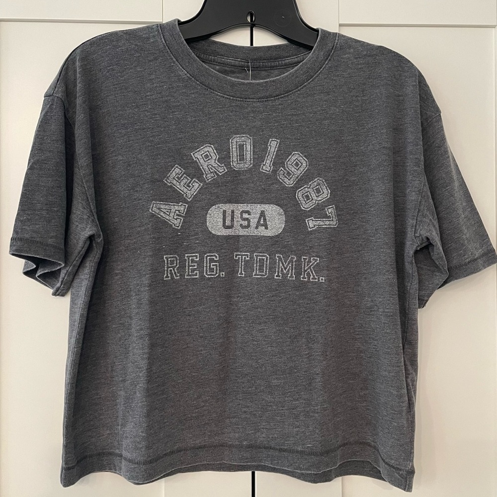 NWT Women Aéropostale Cropped Tee Short Sleeve T-shirt Size XS Grey